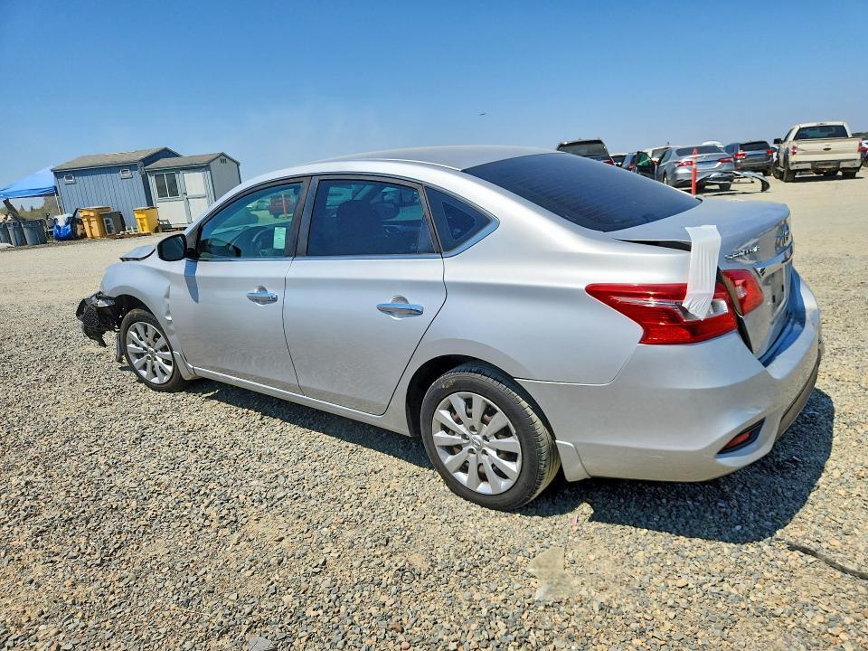 2017 NISSAN SENTRA S — Фото 2 из 13