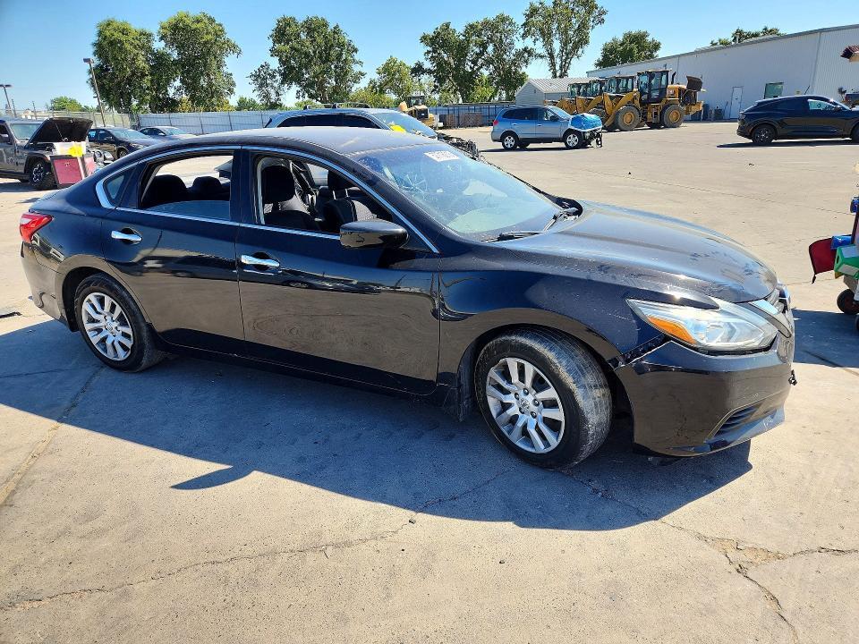2017 NISSAN ALTIMA 2.5 S — Фото 4 из 13