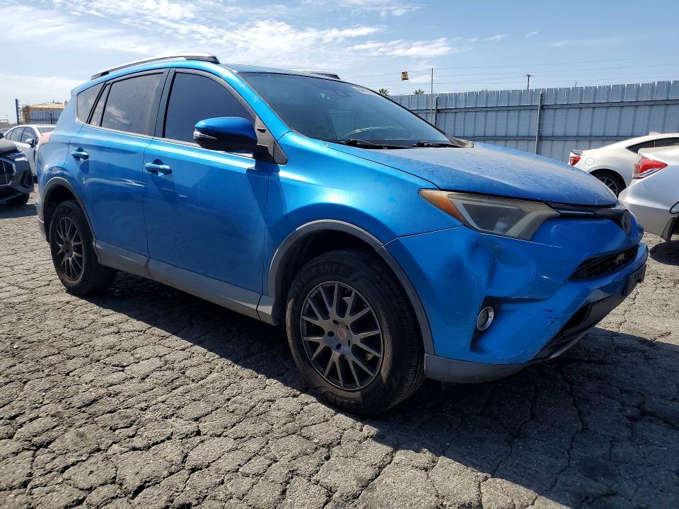 2T3WFREV5HW331391 2017 TOYOTA RAV4 photo no. 4