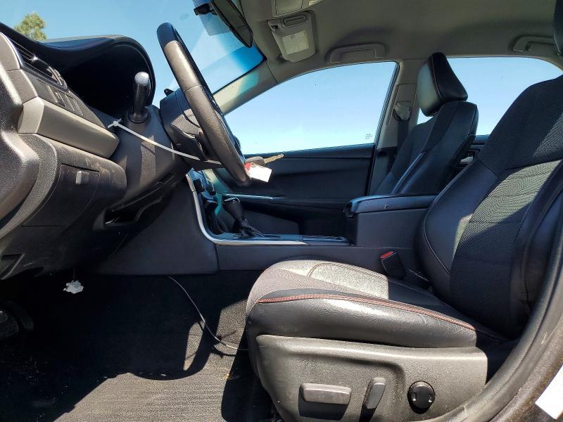 2017 TOYOTA CAMRY SE — Фото 7 из 12
