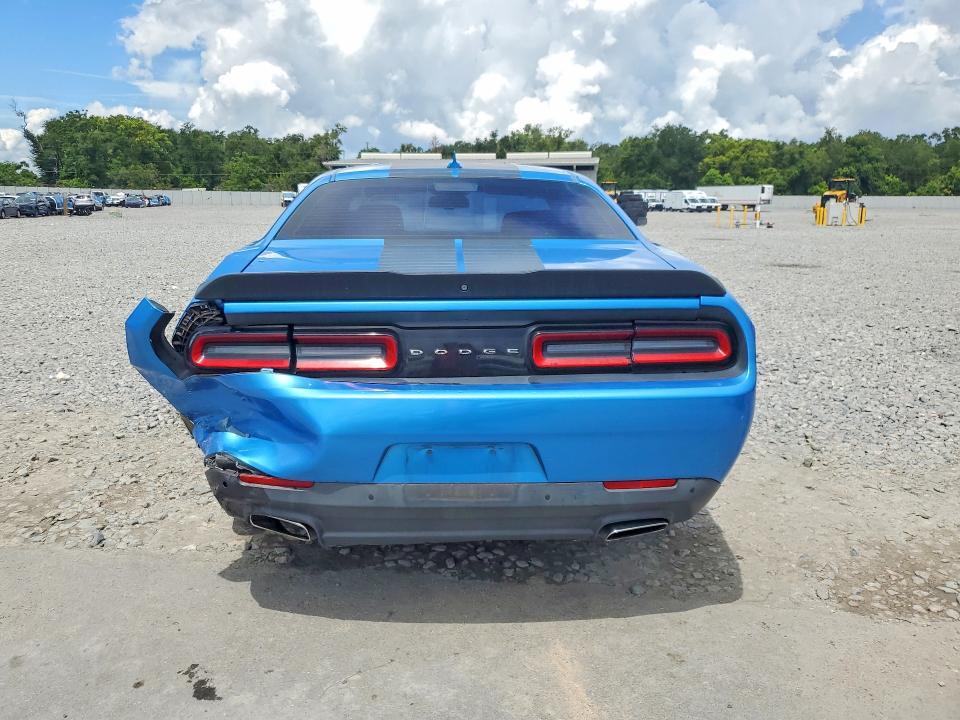 2016 DODGE CHALLENGER SXT — Фото 6 из 12