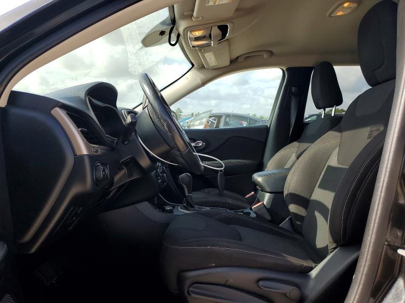2016 JEEP CHEROKEE LATITUDE — Фото 8 из 14