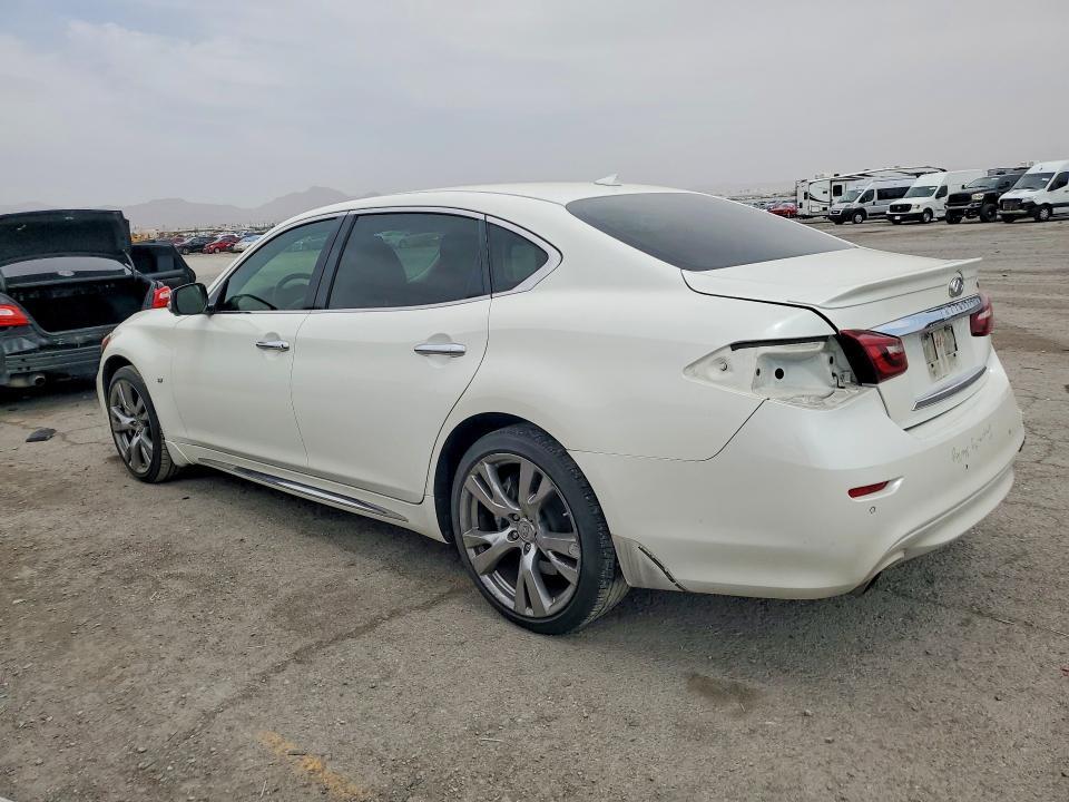 2016 INFINITI Q70L 3.7 — Фото 2 из 13