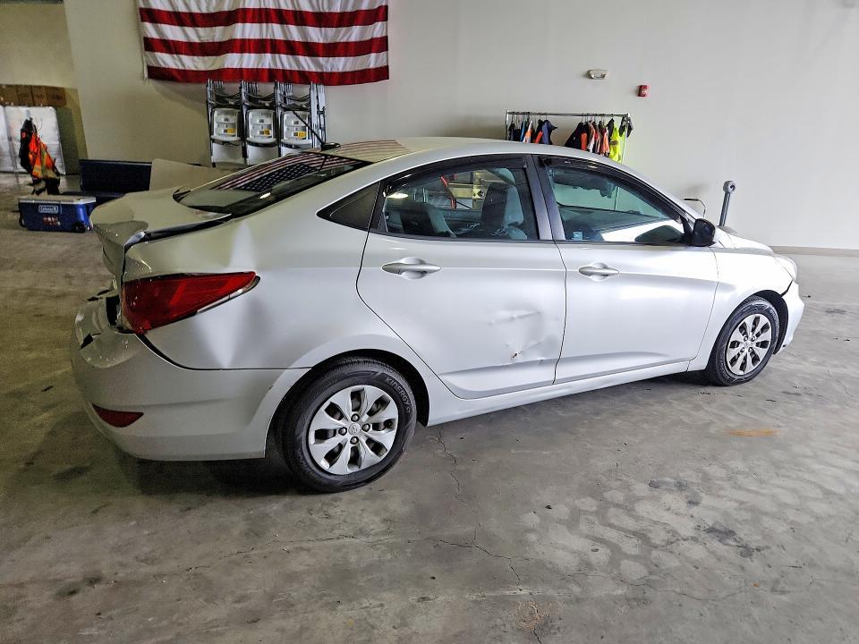 2015 HYUNDAI ACCENT GLS — Фото 3 из 12
