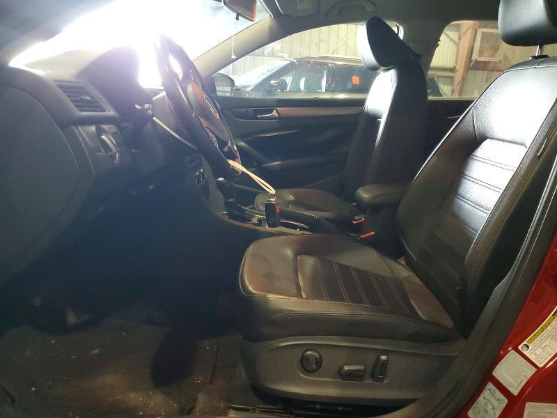 2015 VOLKSWAGEN PASSAT SE — Фото 7 из 13