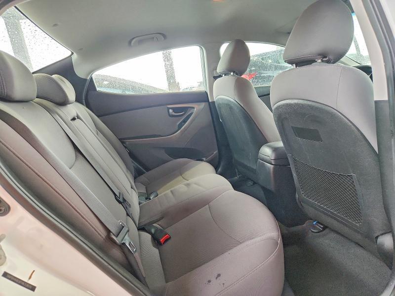 2015 HYUNDAI ELANTRA SE — Фото 10 из 13