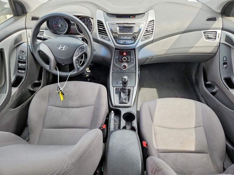 2015 HYUNDAI ELANTRA SE — Фото 8 из 12