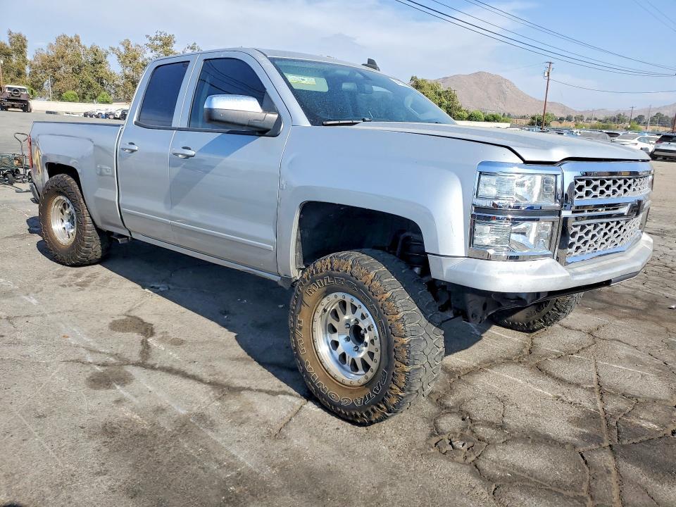 2015 CHEVROLET SILVERADO K1500 LT — Фото 4 из 12