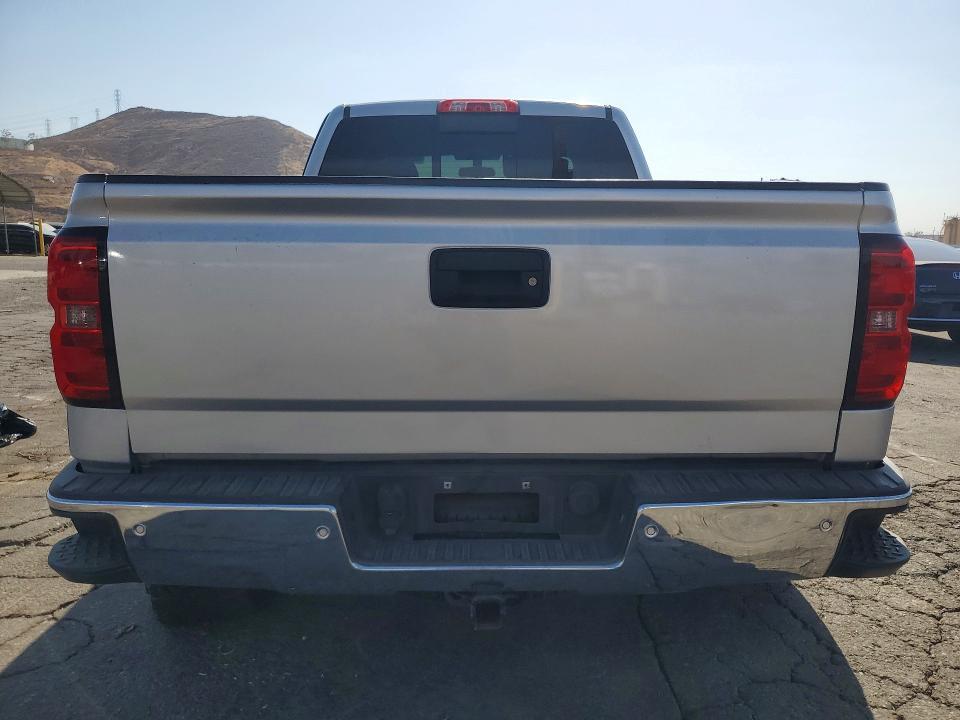 2015 CHEVROLET SILVERADO K1500 LT — Фото 6 из 12