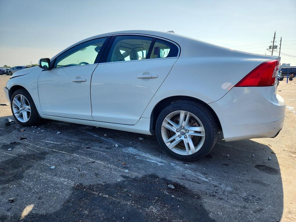 2014 VOLVO S60 T5 — Фото 2 из 12