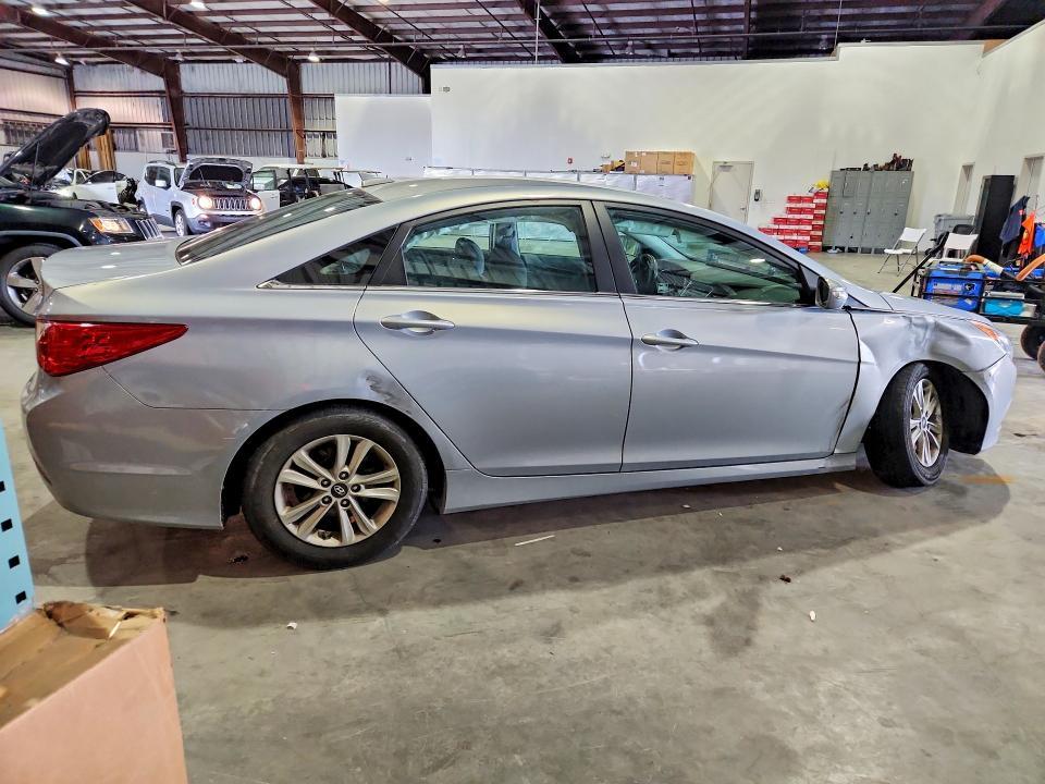 2014 HYUNDAI SONATA GLS — Фото 3 из 12
