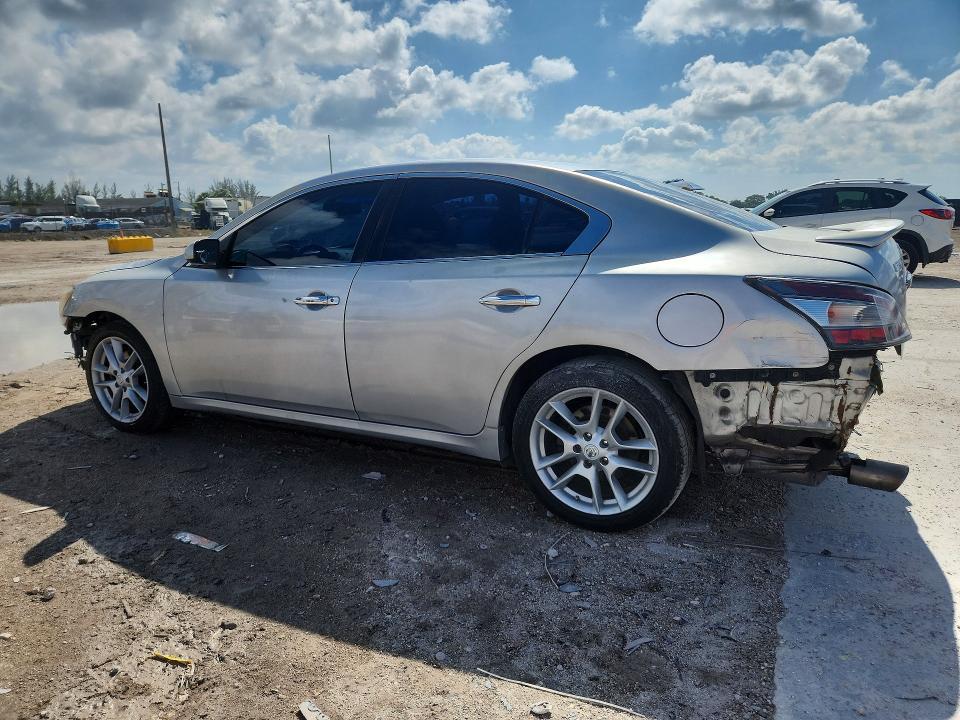 2014 NISSAN MAXIMA 3.5 S — Фото 2 из 13