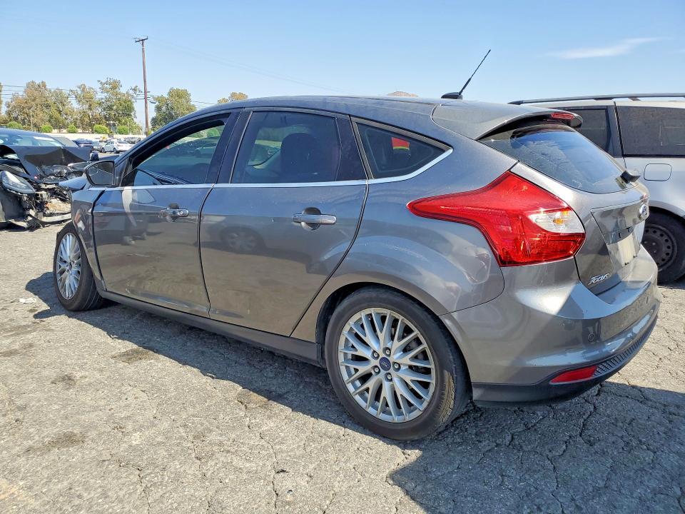 2014 FORD FOCUS TITANIUM — Фото 2 из 12