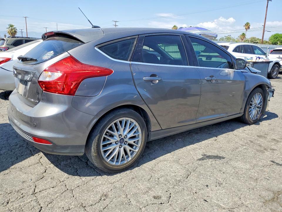 2014 FORD FOCUS TITANIUM — Фото 3 из 12