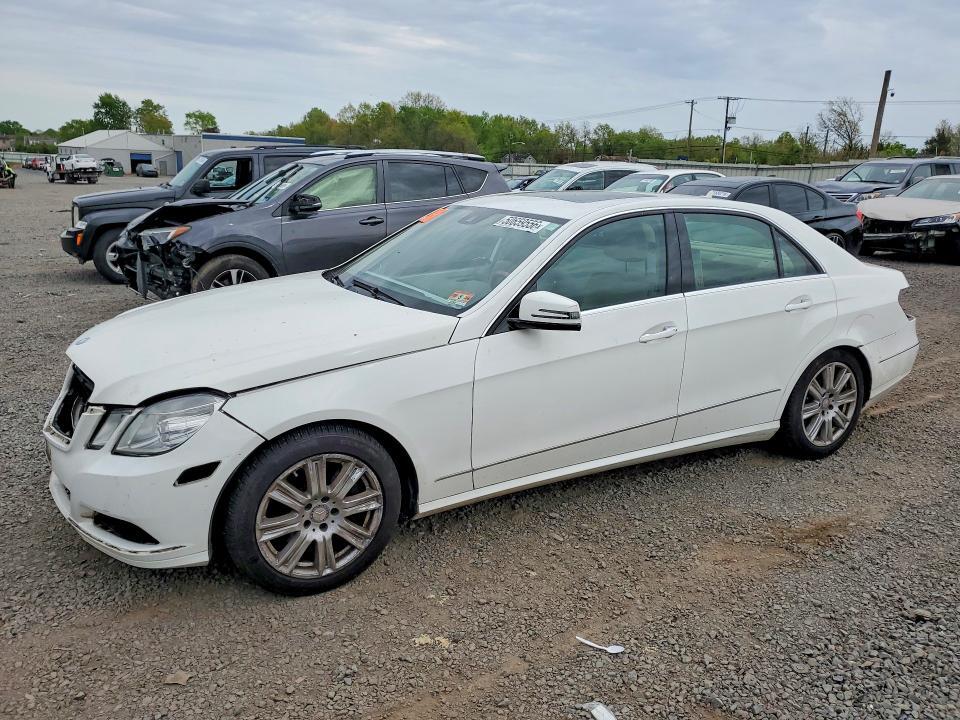 2013 MERCEDES-BENZ E WDDHF8JB8DA746010