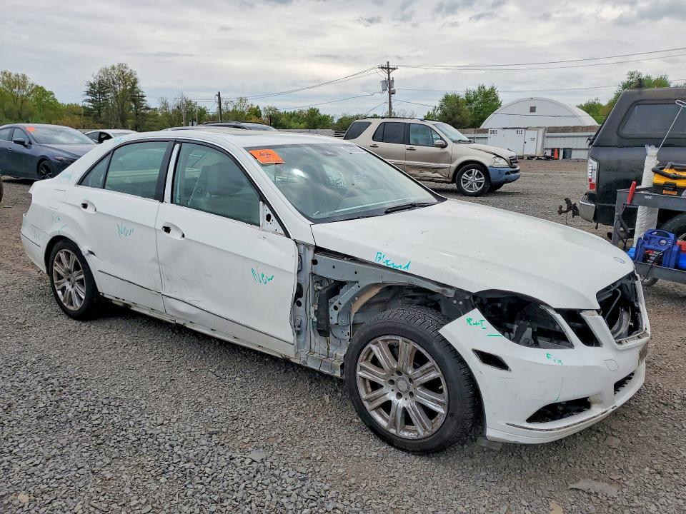 2013 MERCEDES-BENZ E 350 4MATIC — Фото 4 из 12