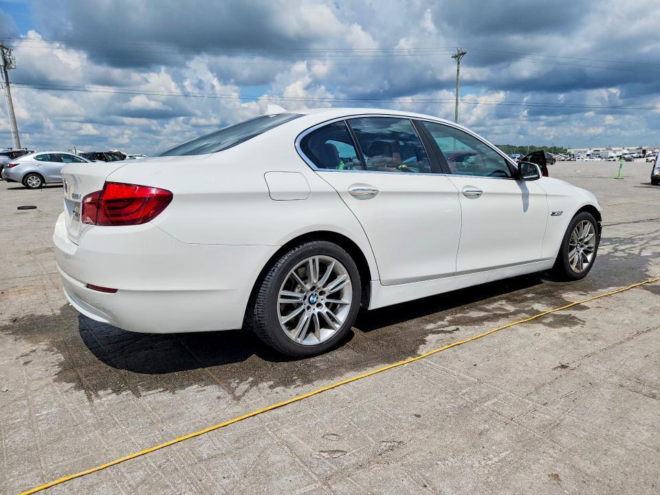 WBAXG5C53DDY30871 2013 BMW 528 photo no. 3