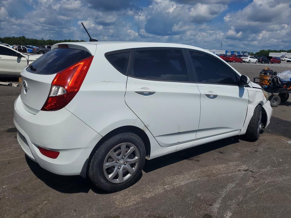 2013 HYUNDAI ACCENT GS — Фото 3 из 12