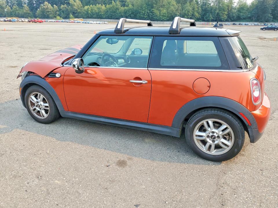 2013 MINI COOPER — Фото 2 из 13