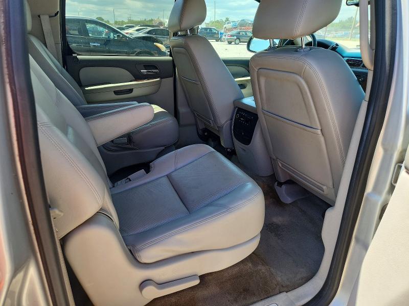 2013 CHEVROLET SUBURBAN K1500 LTZ — Фото 11 из 14