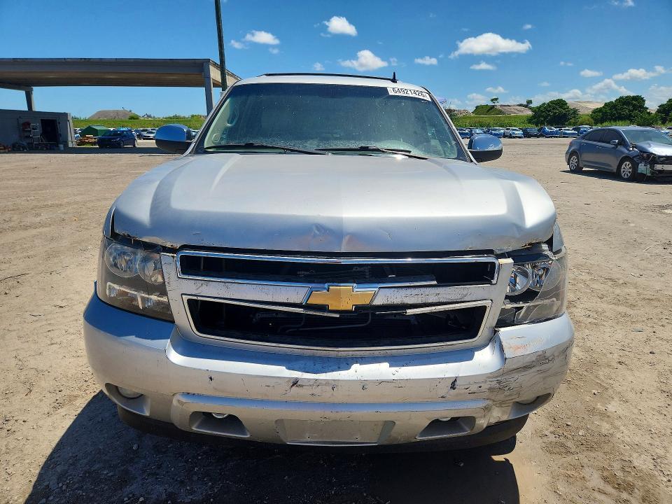2013 CHEVROLET SUBURBAN K1500 LTZ — Фото 5 из 14