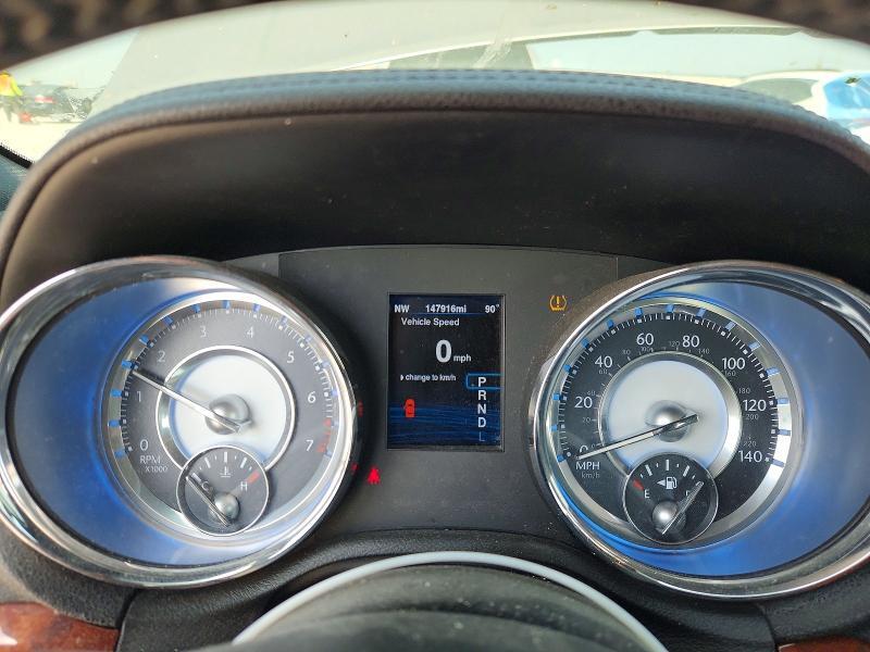 2013 CHRYSLER 300 — Фото 9 из 12