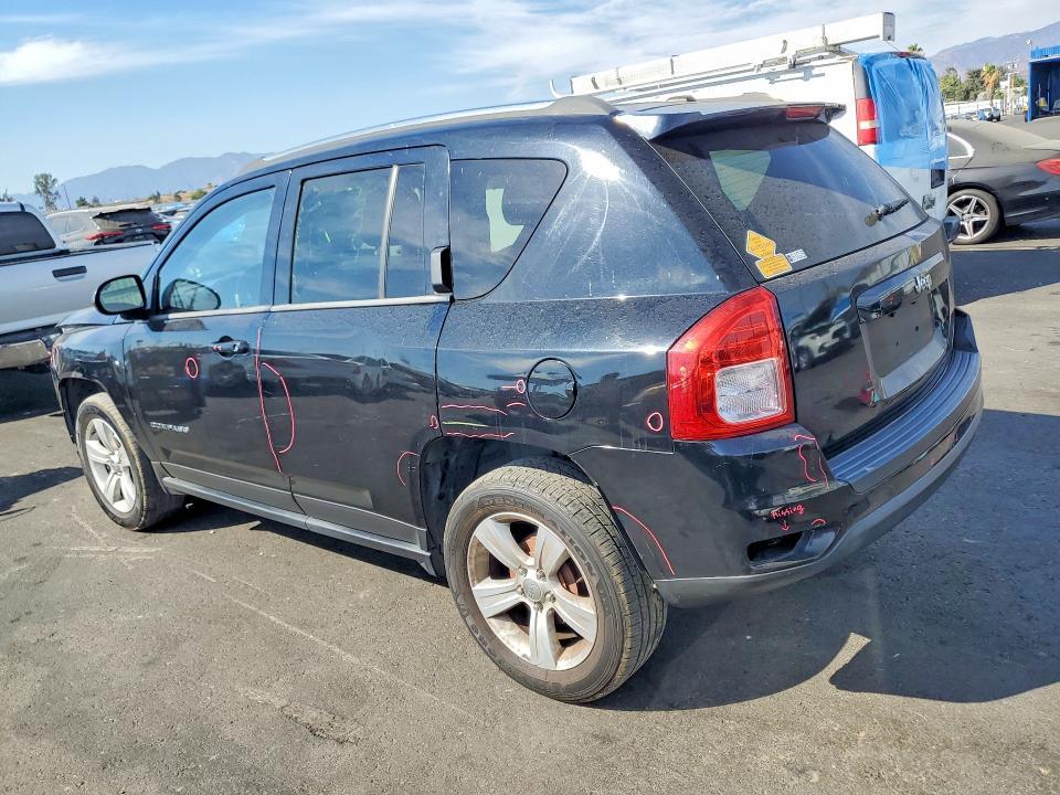 2013 JEEP COMPASS SPORT — Фото 2 из 13