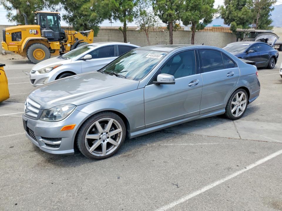 2013 MERCEDES-BENZ C WDDGF4HB9DA860706