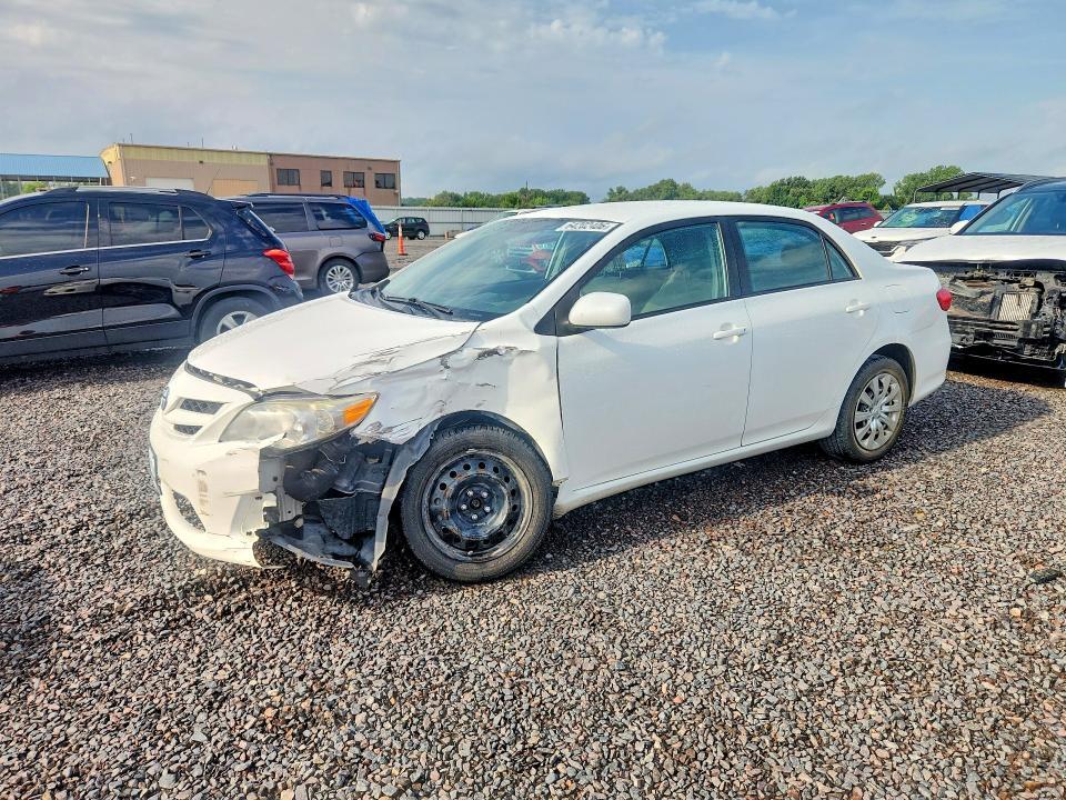5YFBU4EE2CP066777 2012 TOYOTA COROLLA photo no. 1