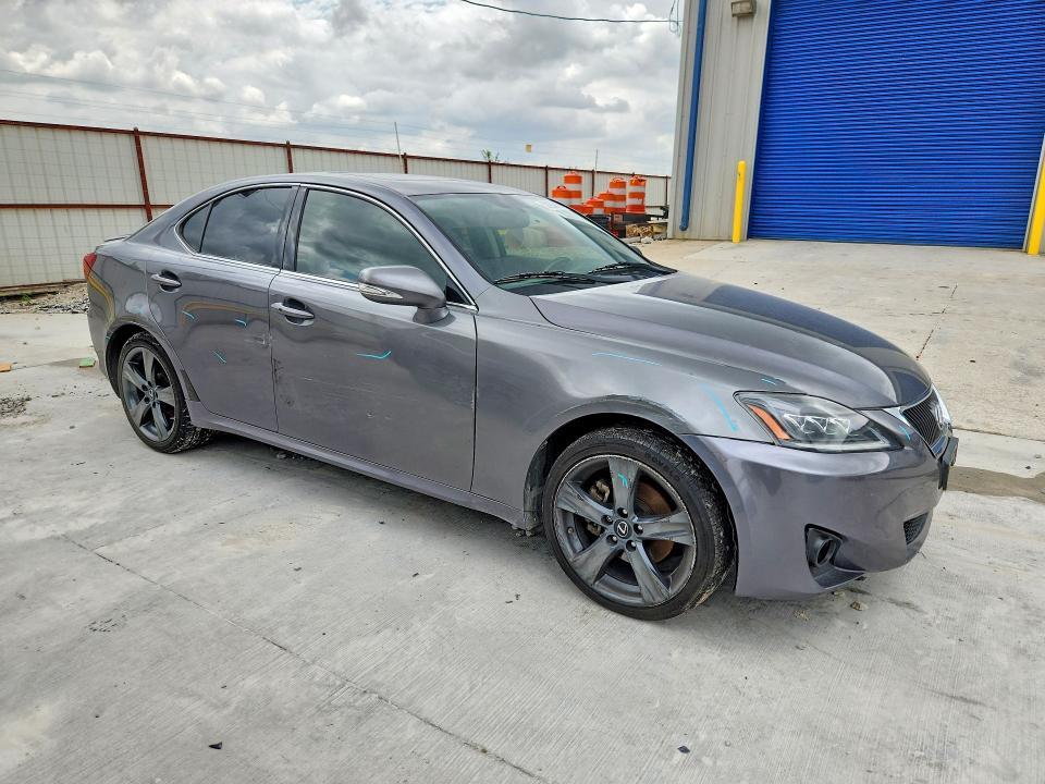 JTHBF5C21C5157401 2012 LEXUS IS photo no. 4