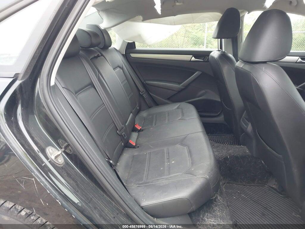 1VWAT7A37FC049875 2015 VOLKSWAGEN PASSAT photo no. 8
