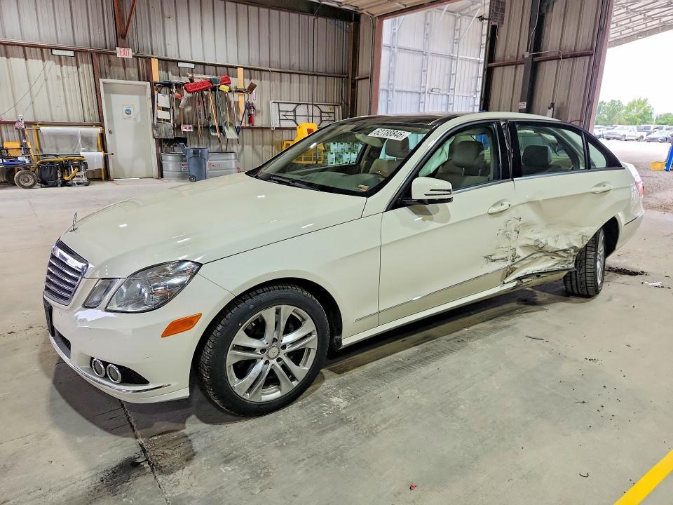 2011 MERCEDES-BENZ E WDDHF8HB1BA395900
