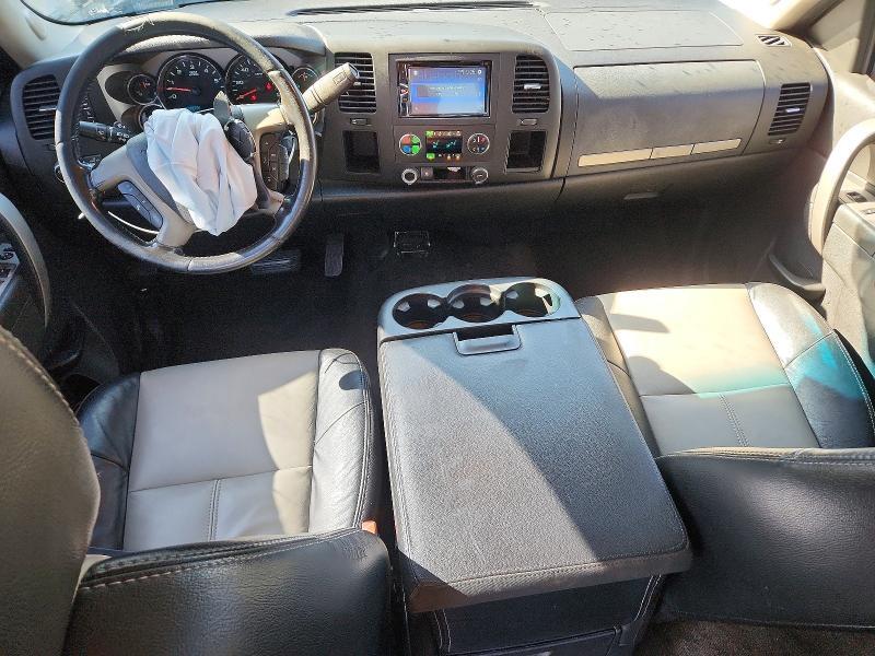 3GCPCSE03BG256416 2011 CHEVROLET SILVERADO photo no. 8