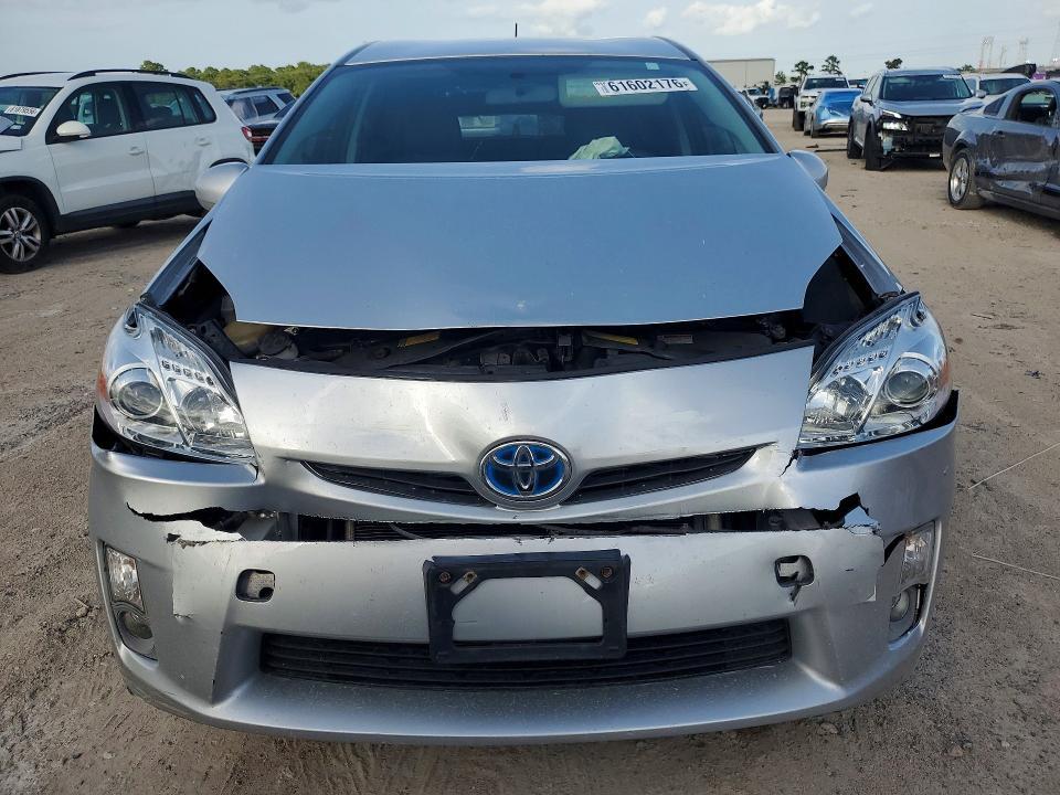 2011 TOYOTA PRIUS THREE — Фото 5 из 13