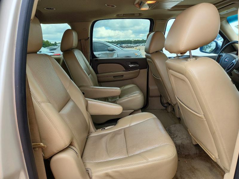 2011 GMC YUKON XL C1500 SLT — Фото 11 из 13