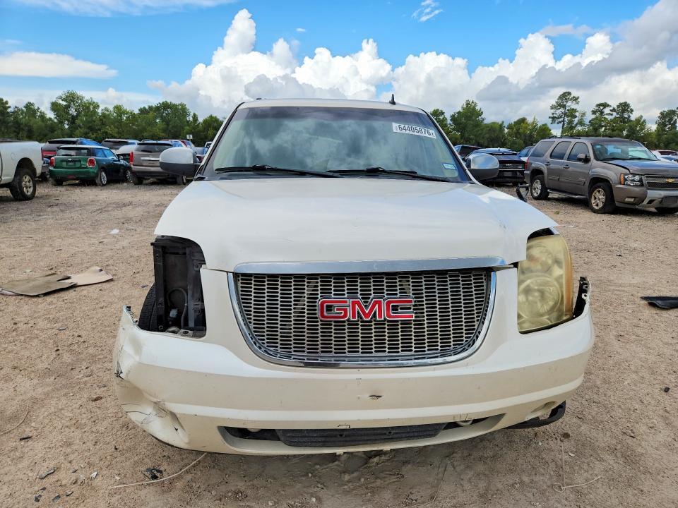 2011 GMC YUKON XL C1500 SLT — Фото 5 из 13