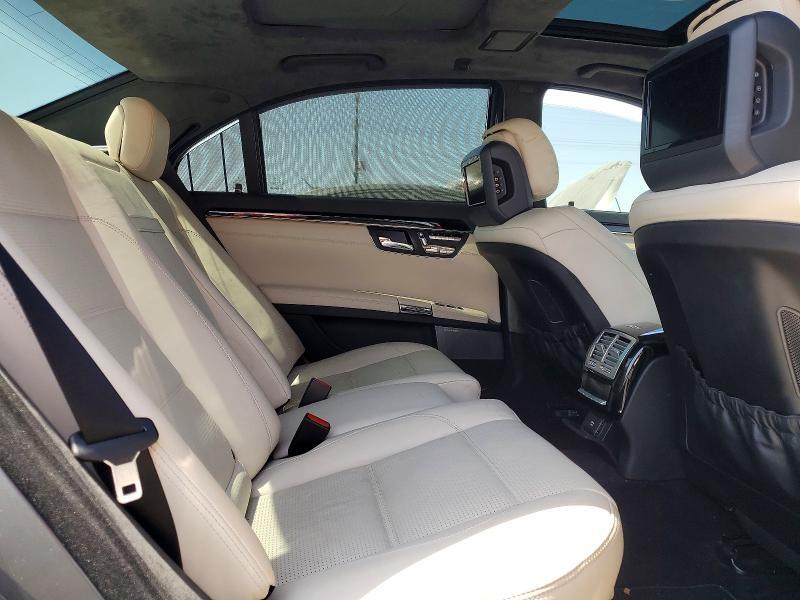 2011 MERCEDES-BENZ S 63 AMG — Фото 10 из 12