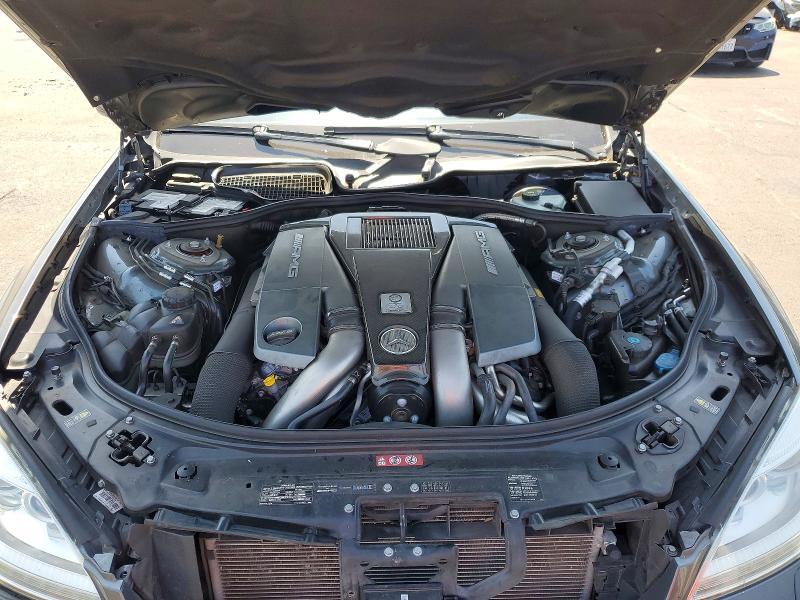 2011 MERCEDES-BENZ S 63 AMG — Фото 11 из 12