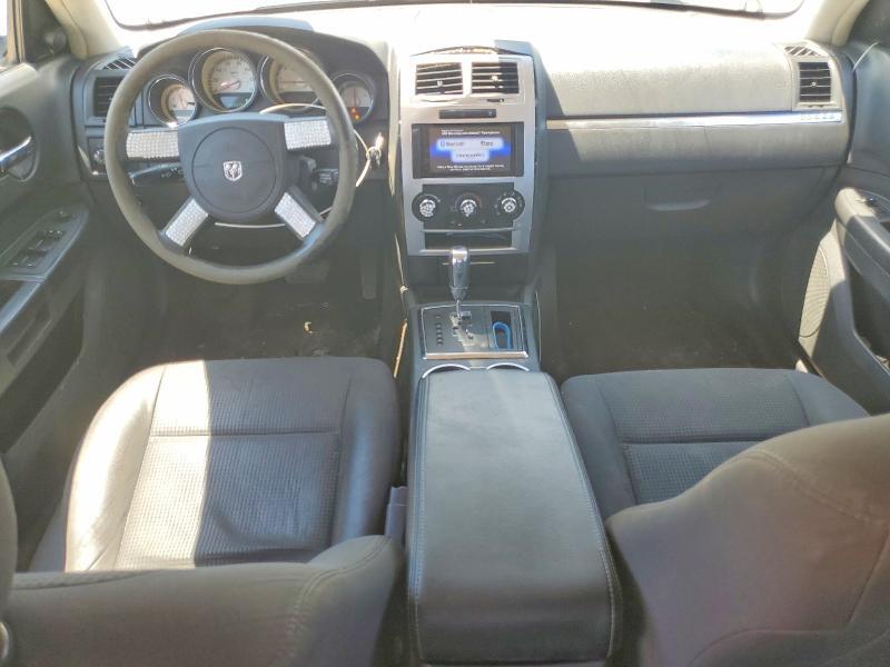 2010 DODGE CHARGER SXT — Фото 8 из 12