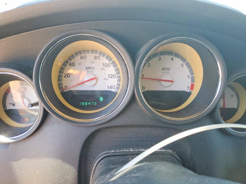 2010 DODGE CHARGER SXT — Фото 9 из 12