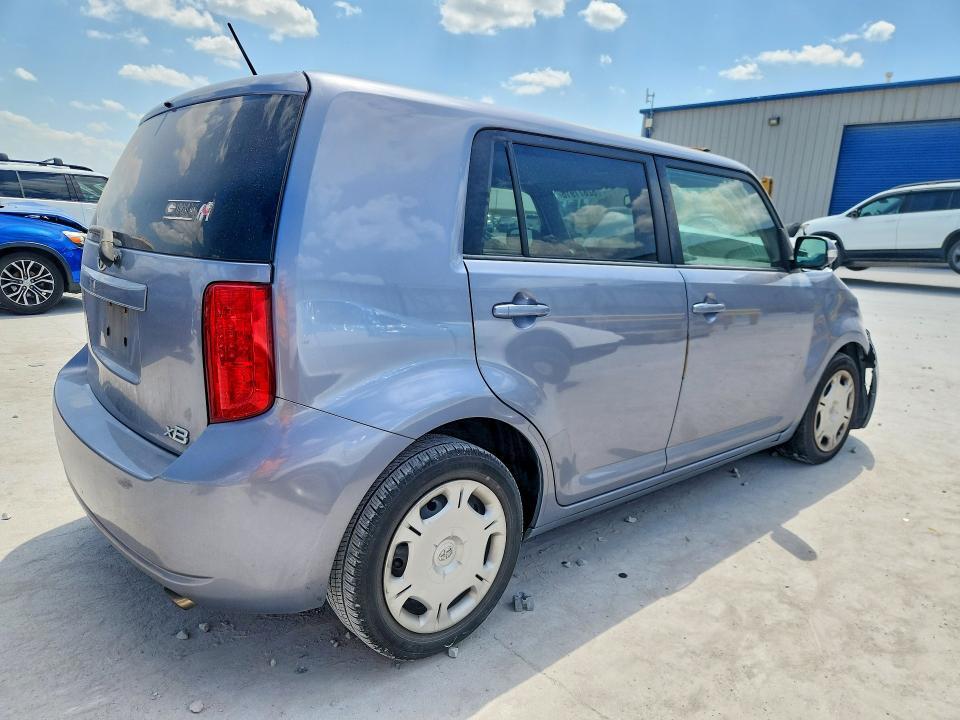 2010 SCION XB BASE — Фото 3 из 13