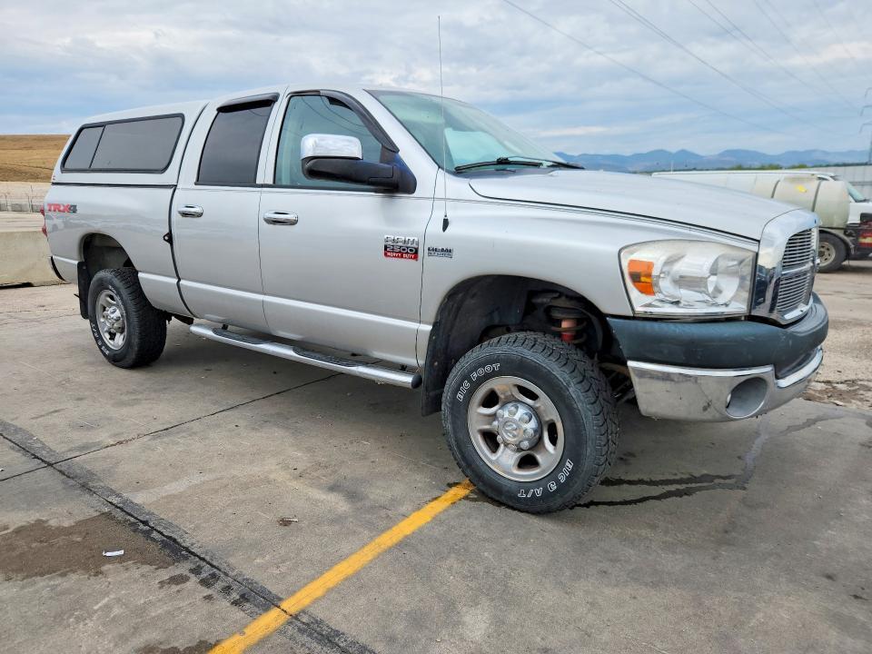 2009 DODGE RAM 2500 — Фото 4 из 12