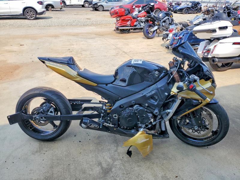 2008 SUZUKI GSX-R1000 JS1GT77A182104911