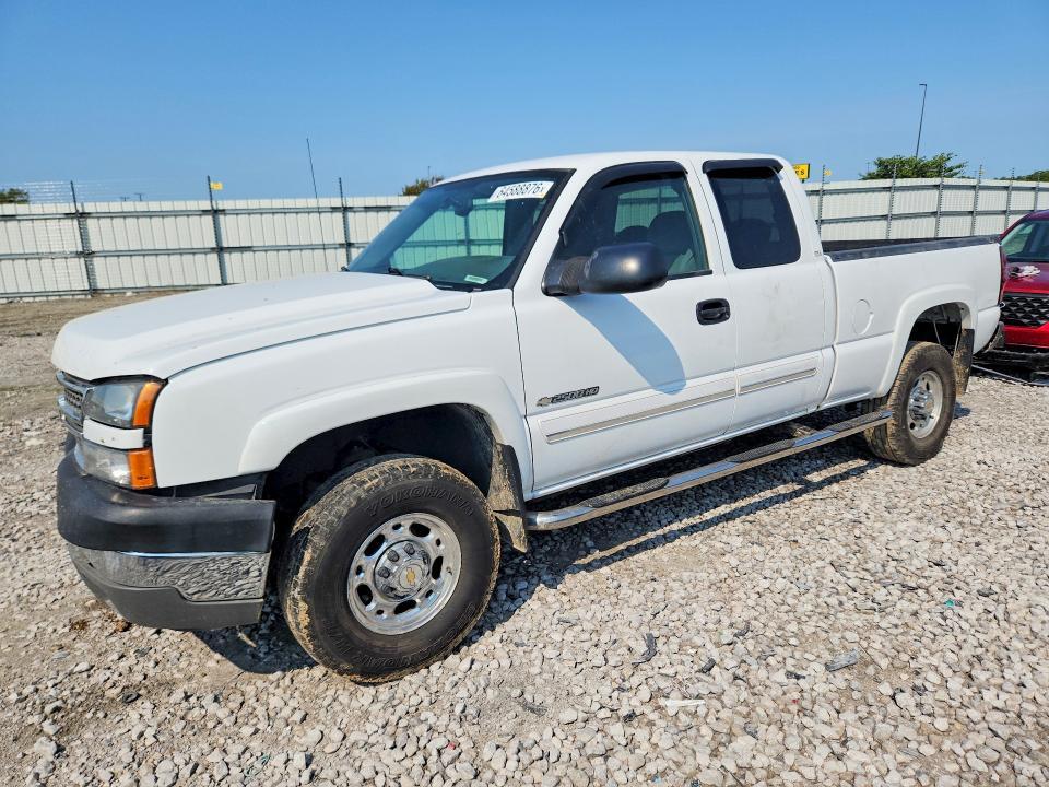 2005 CHEVROLET SILVERADO 1GCHC29U35E123944
