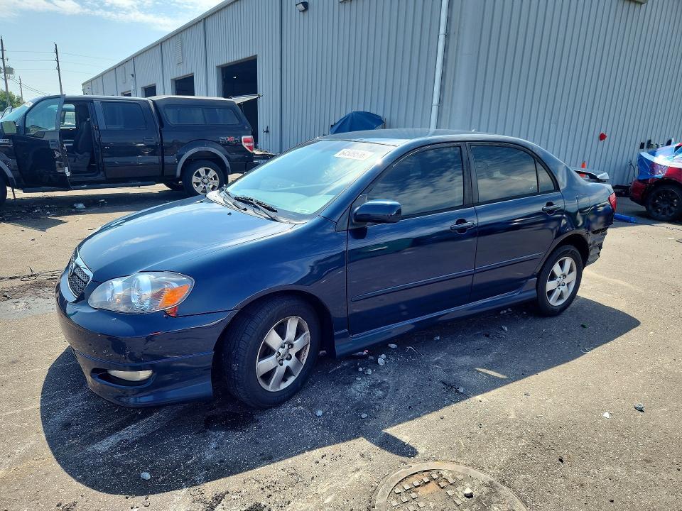 2005 TOYOTA COROLLA 2T1BR32E05C358852