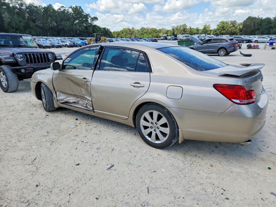 2005 TOYOTA AVALON XLS — Фото 2 из 12