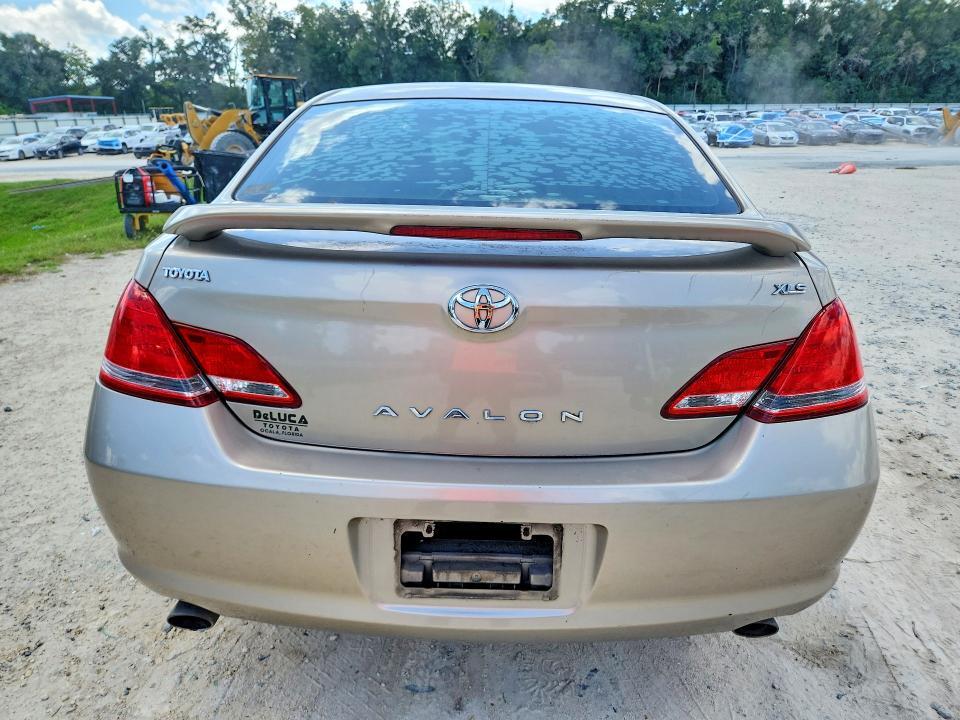 2005 TOYOTA AVALON XLS — Фото 6 из 12
