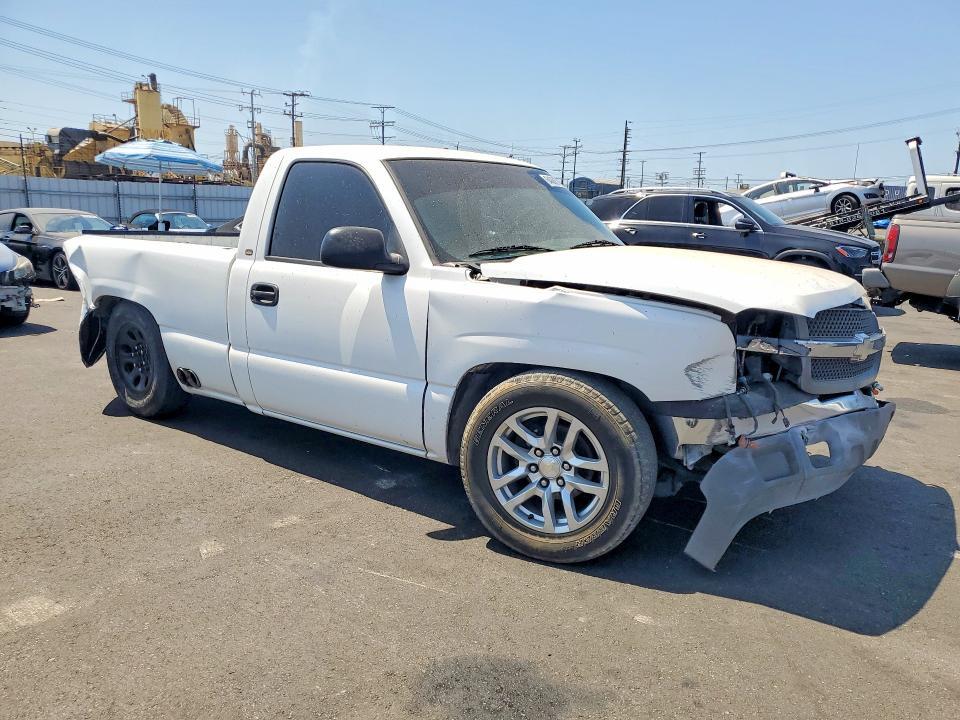 2004 CHEVROLET SILVERADO C1500 — Фото 4 из 12