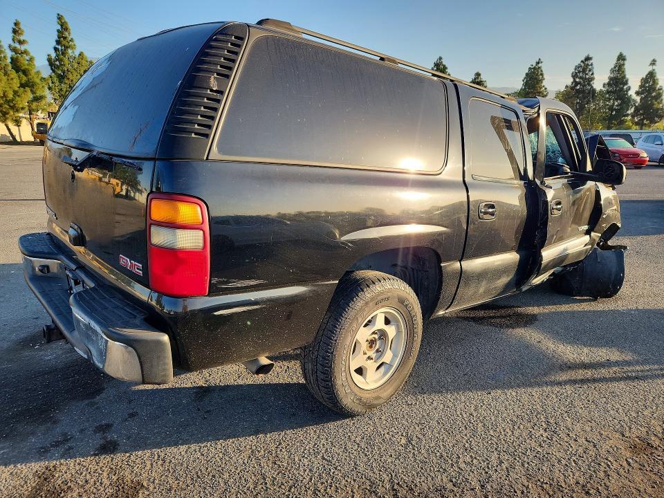 2003 GMC YUKON XL C1500 — Фото 3 из 12