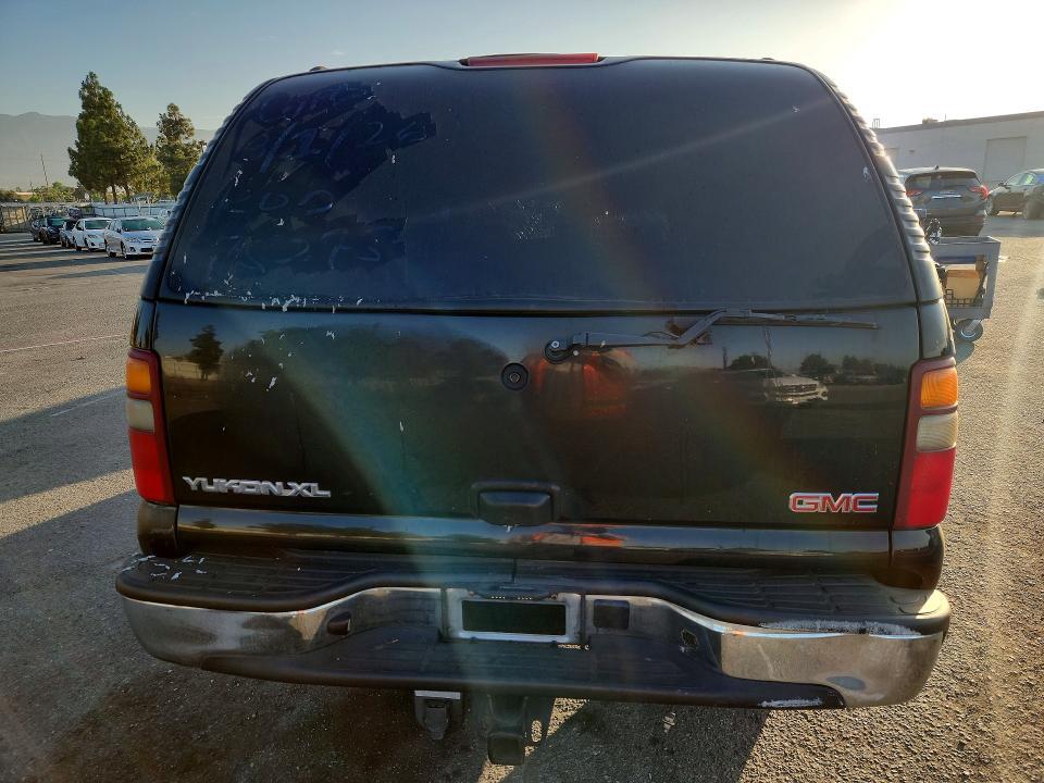 2003 GMC YUKON XL C1500 — Фото 6 из 12